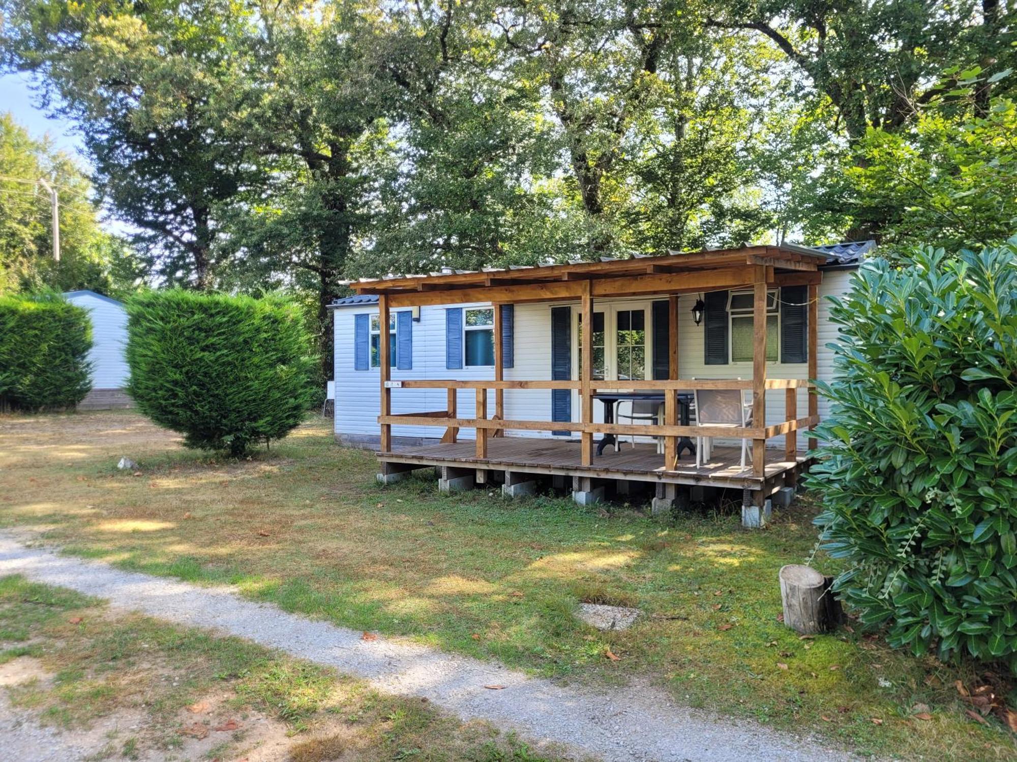 Stacaravan 6 Persoons - Camping Le Soustran Neuvic  Eksteriør bilde